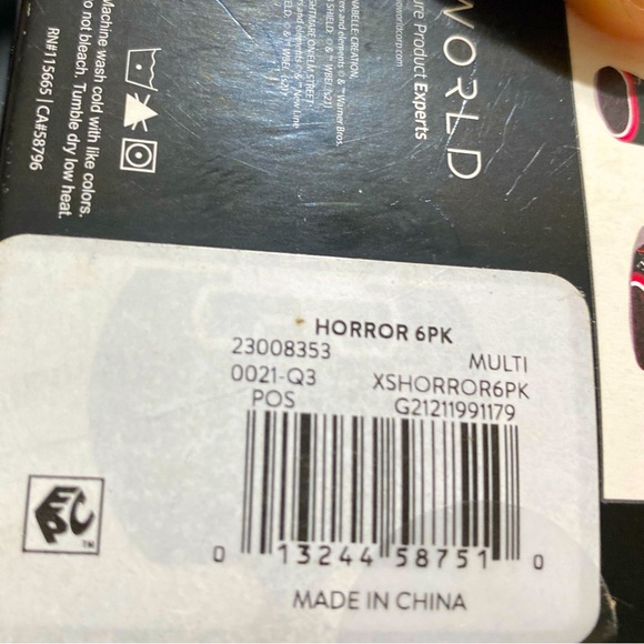 2 Boxes Of Horror Socks - Picture 5 of 10